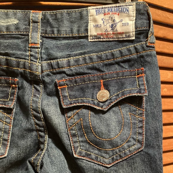 True Religion Distressed Blue Jeans - Picture 10 of 13